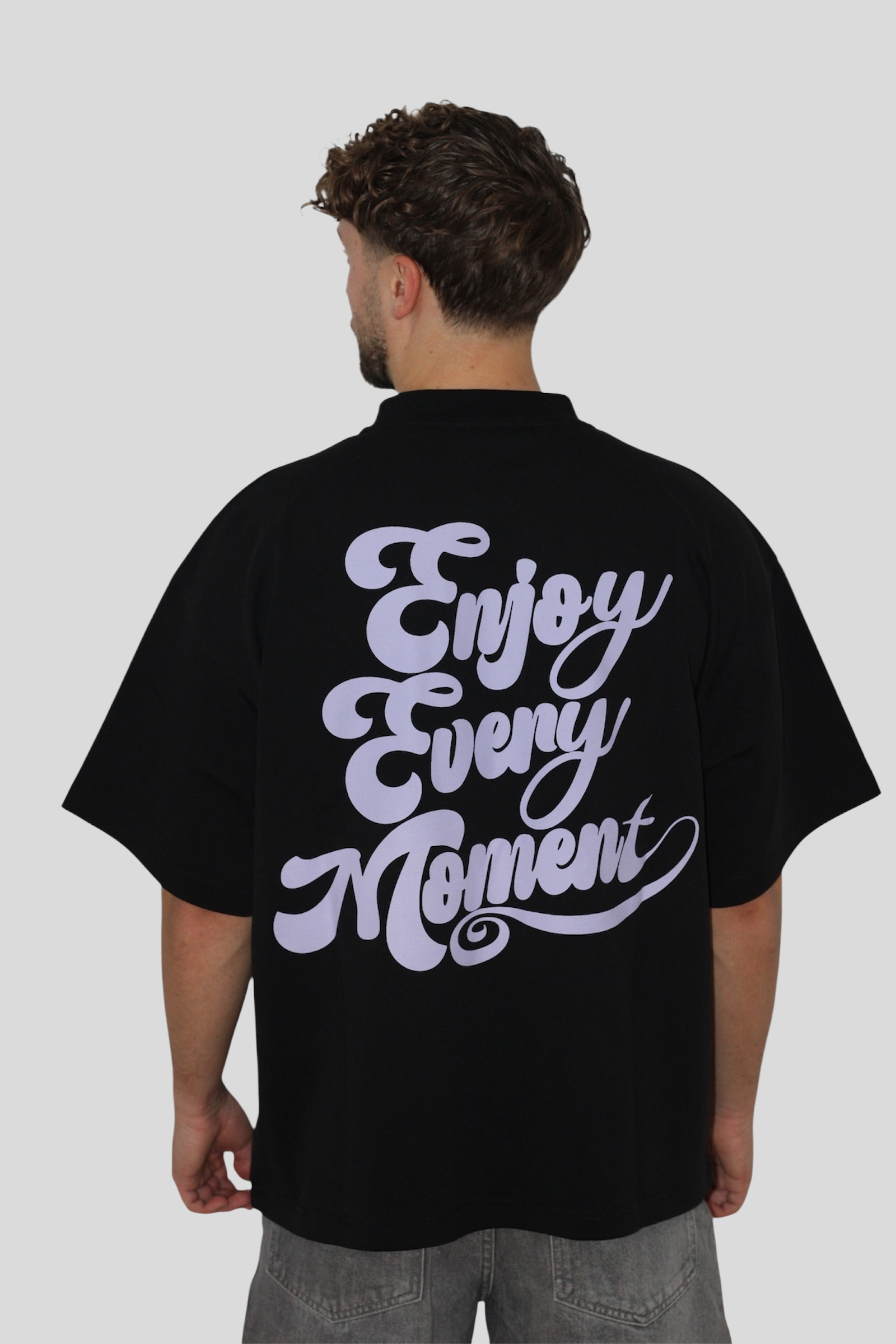 BLACK EEM TEE